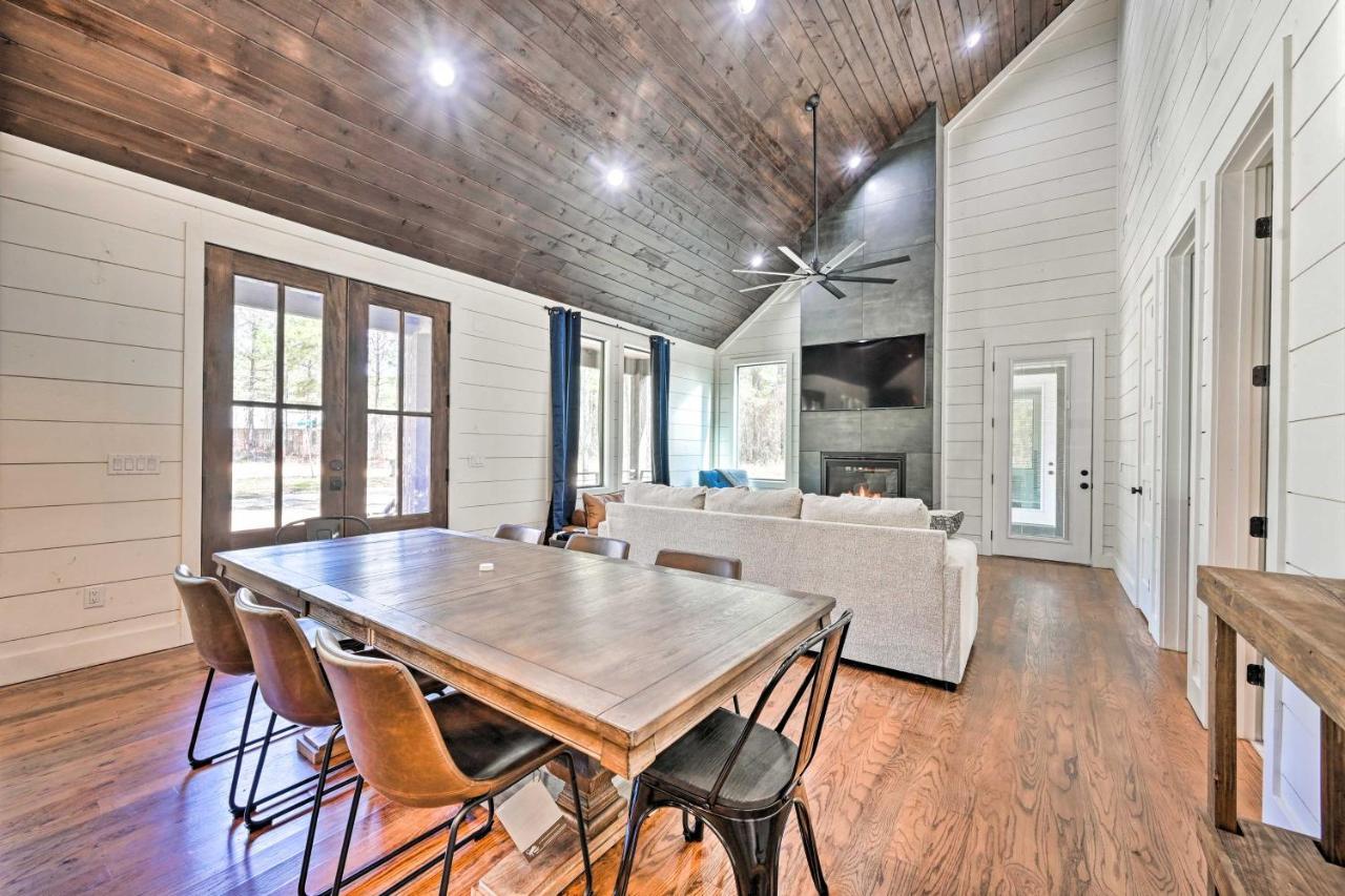 Villa Stunning Broken Bow Gem with Hot Tub&Fire Pit Exterior foto
