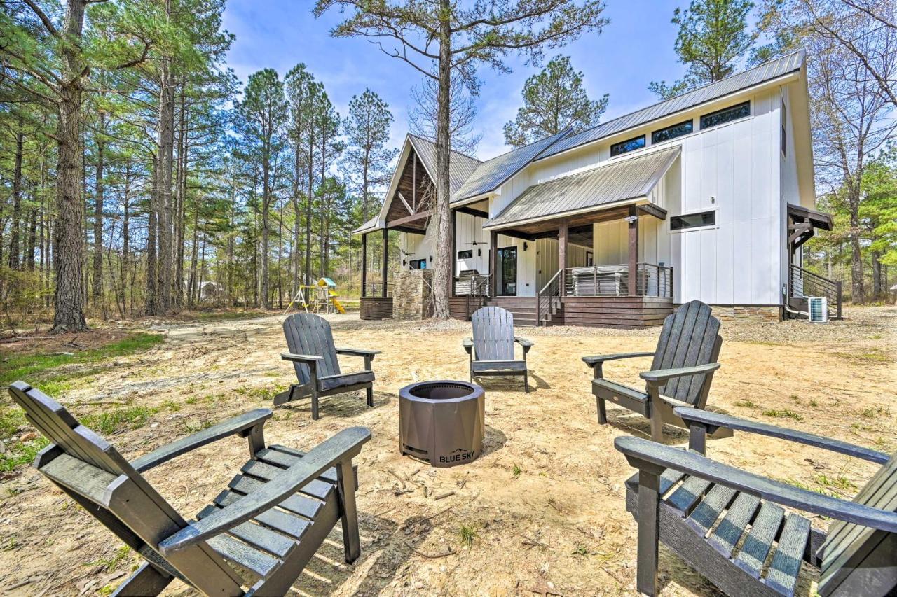 Villa Stunning Broken Bow Gem with Hot Tub&Fire Pit Exterior foto